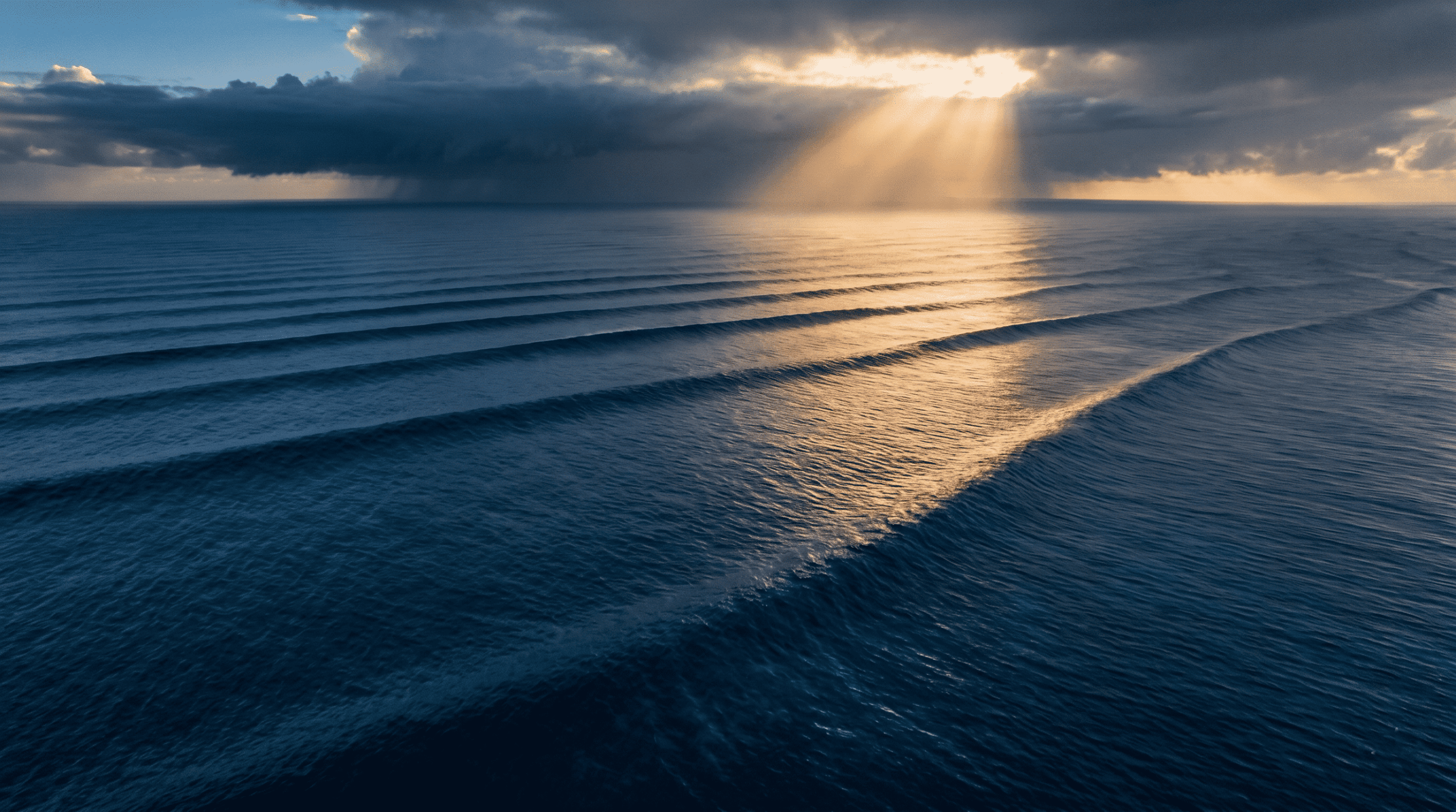 Surf swell science: Differences between wind swell and long-period swell generated by distant storms.